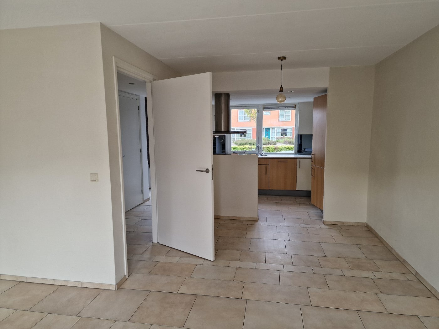 Tussenwoning te huur: Laurier 45, Hoogkarspel