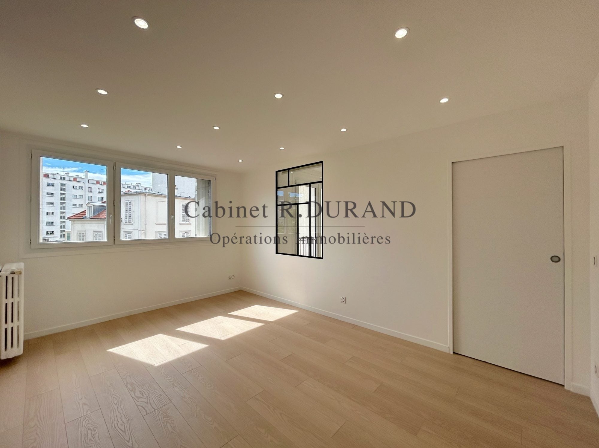 Flat Avenue Faidherbe in Asnières-sur-Seine