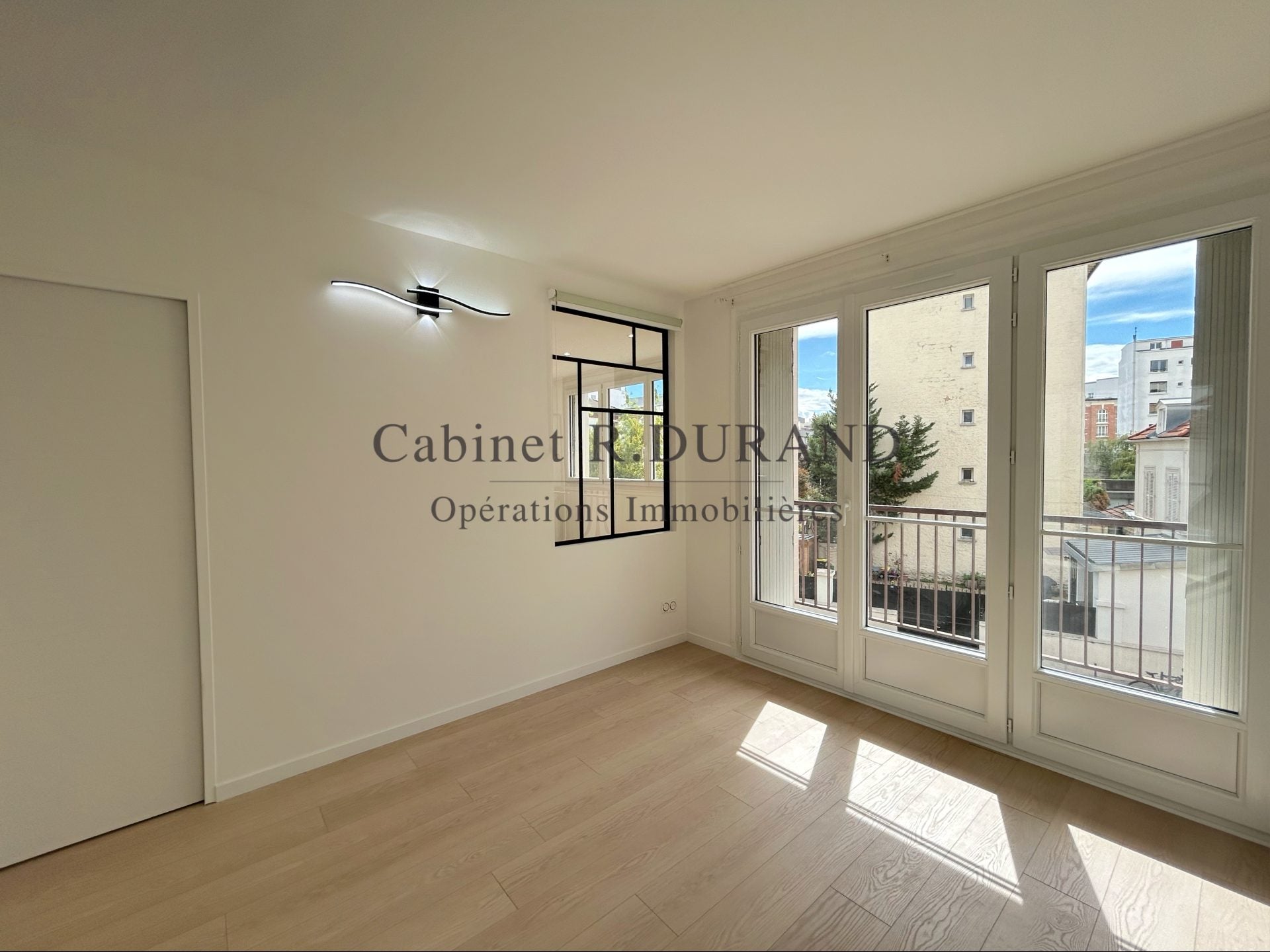 Flat Avenue Faidherbe in Asnières-sur-Seine