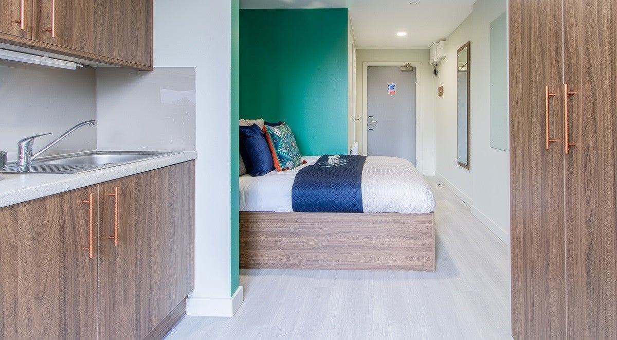 Room Bishopsgate Street in Birmingham
