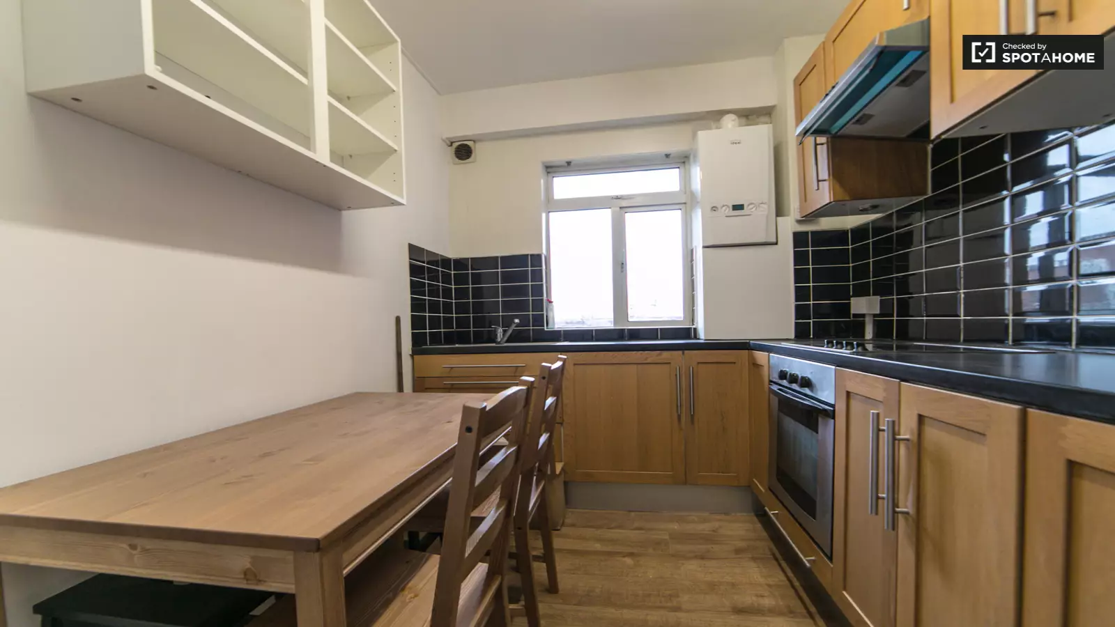 Room Cavendish Street in Greater London