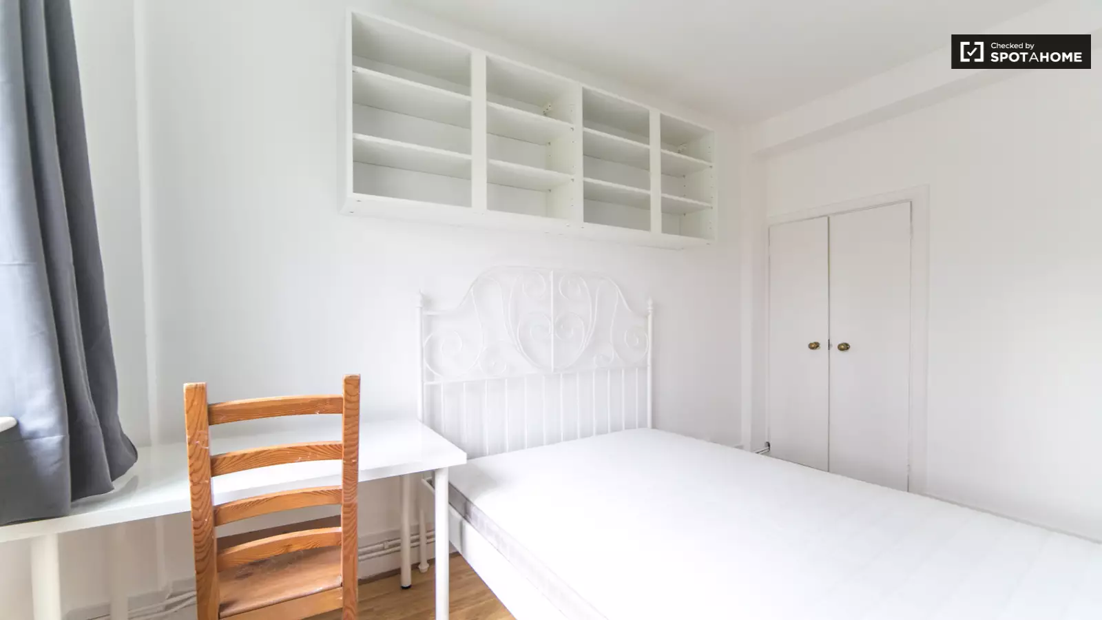 Room Cavendish Street in Greater London