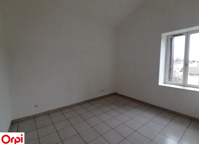 Appartement Avenue Camille Rocher à La Côte-Saint-André