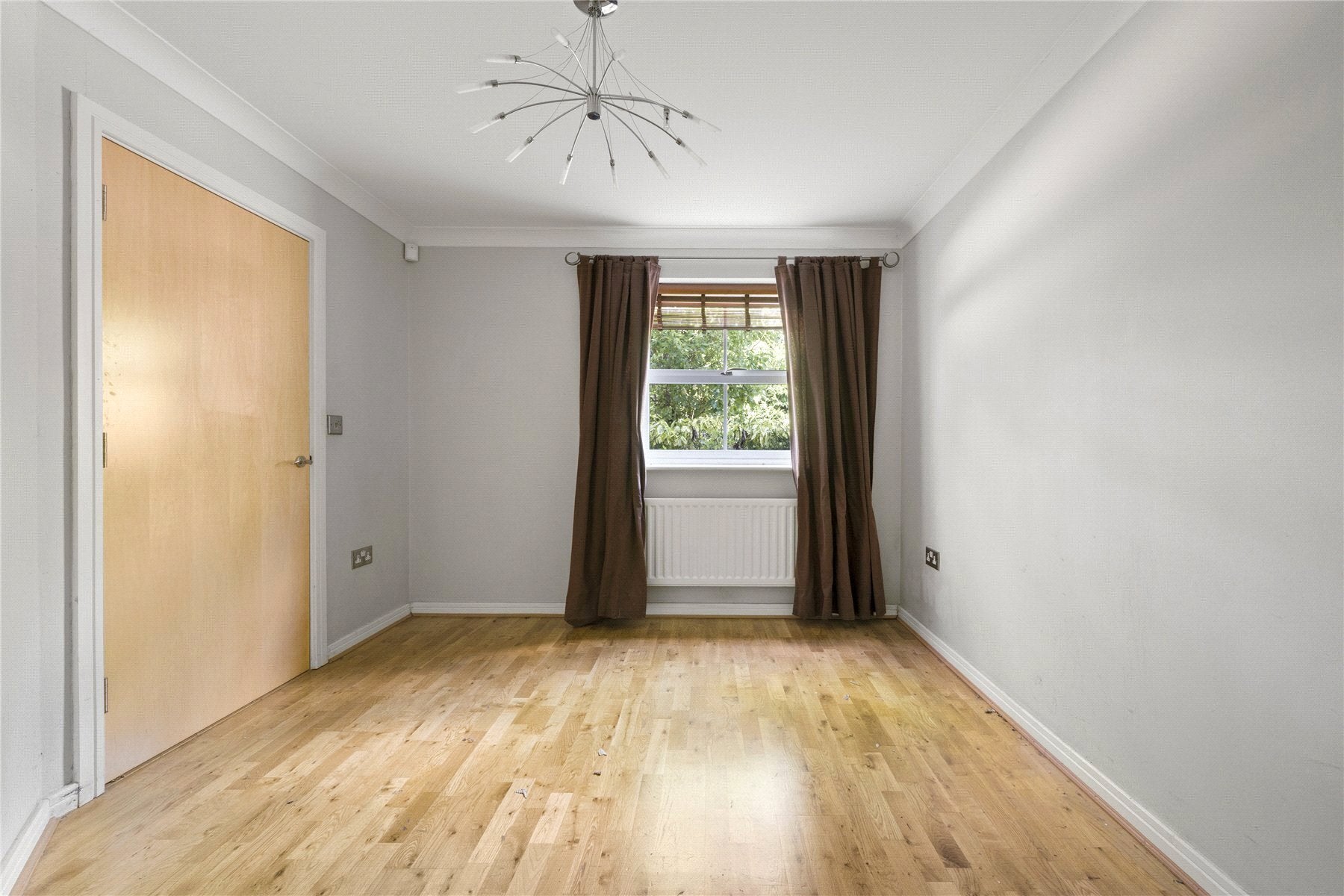 House Pendenza in Cobham