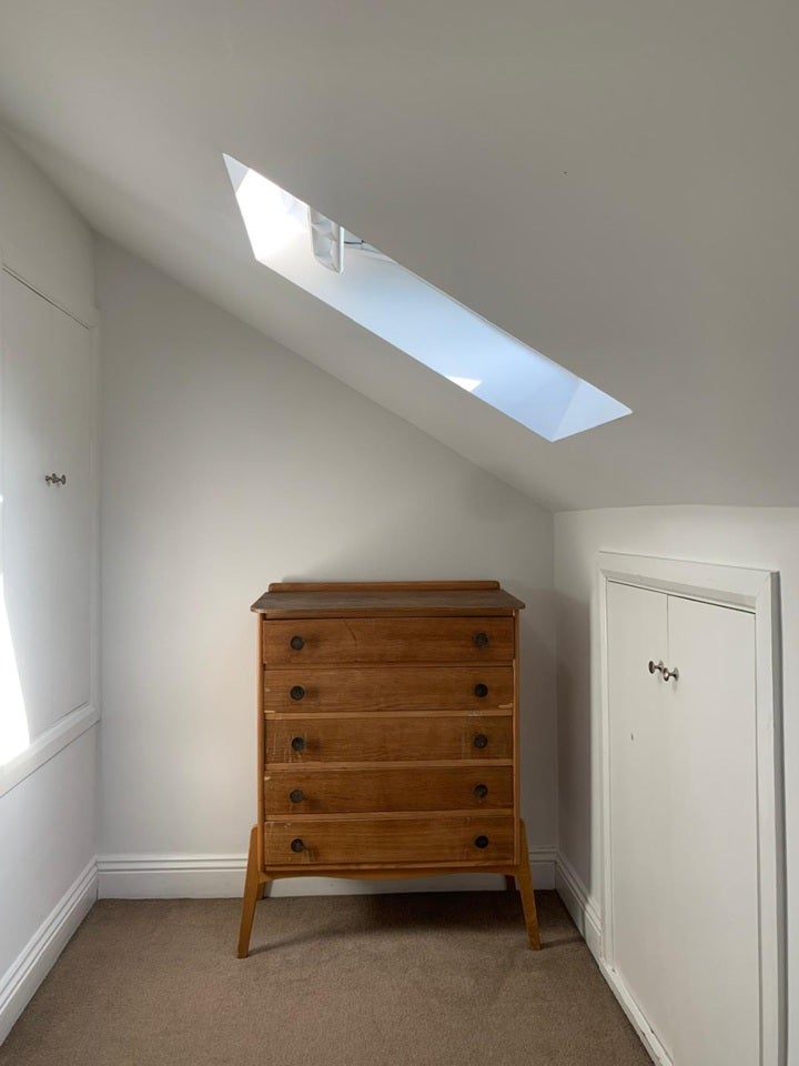 Room Greenfield Road in Greater London