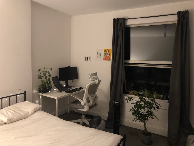 Room Louisville Road in Greater London