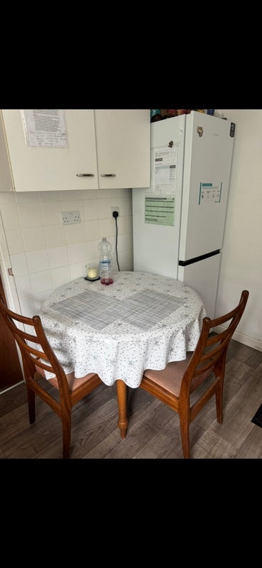 Room Rayfield Close in Greater London