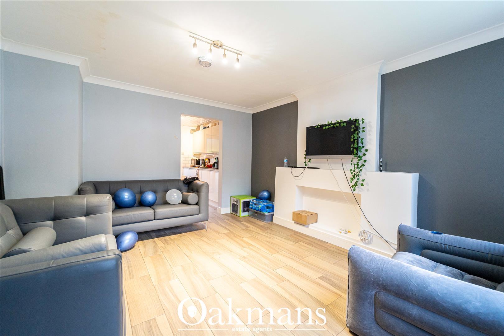 Flat Heeley Road in Birmingham