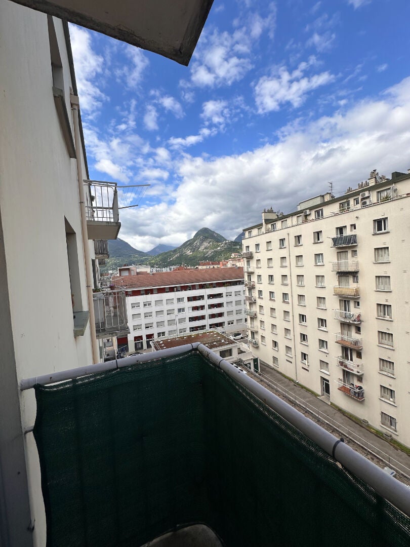 Flat Rue Abbé Grégoire in Grenoble