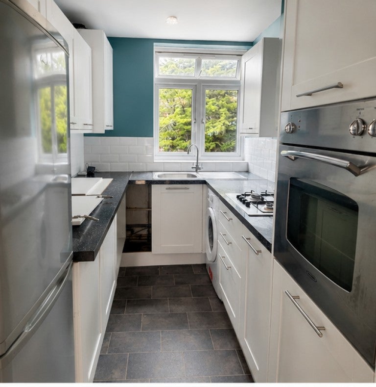 Flat Southover in Greater London