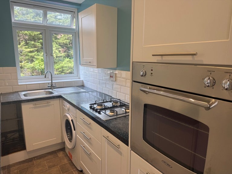 Flat Southover in Greater London