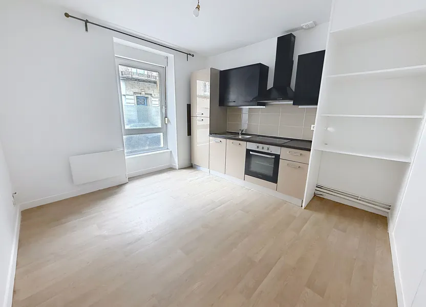 Flat Rue Charles Berthelot in Brest