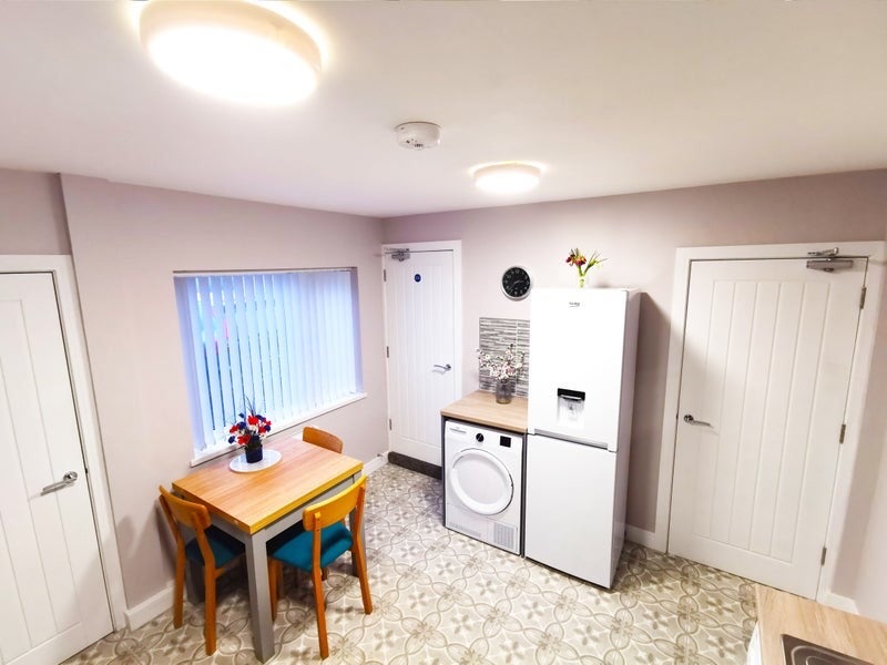 Room King Georges Road in Doncaster