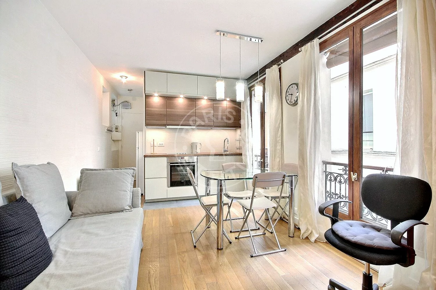 Appartement Rue d'Arras à Paris