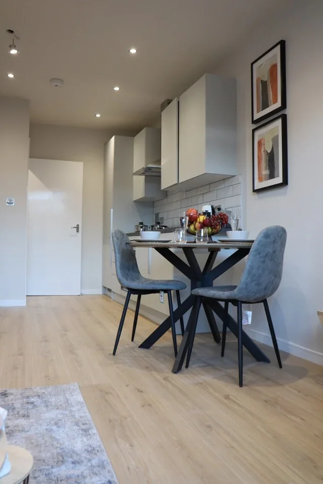 Flat Cromwell Grove in Greater London