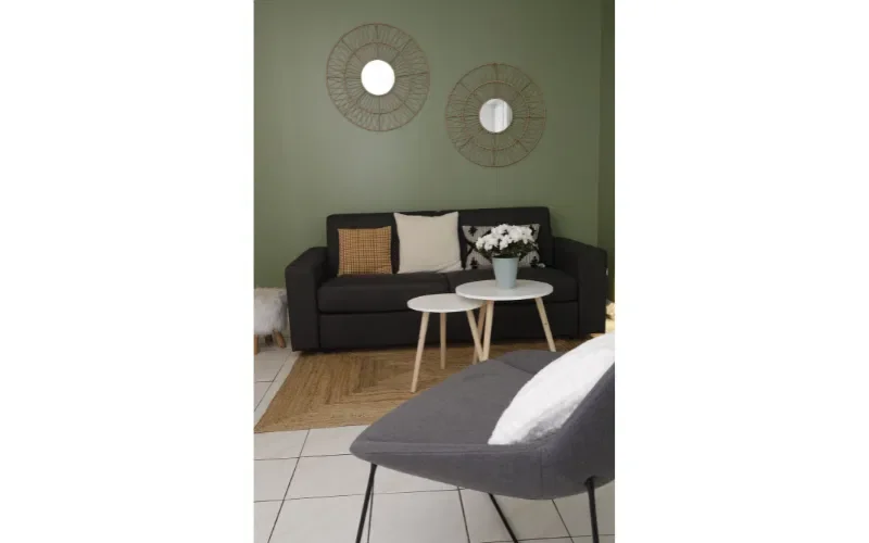 Flat Rue du Faubourg Saint-Martin in Senlis