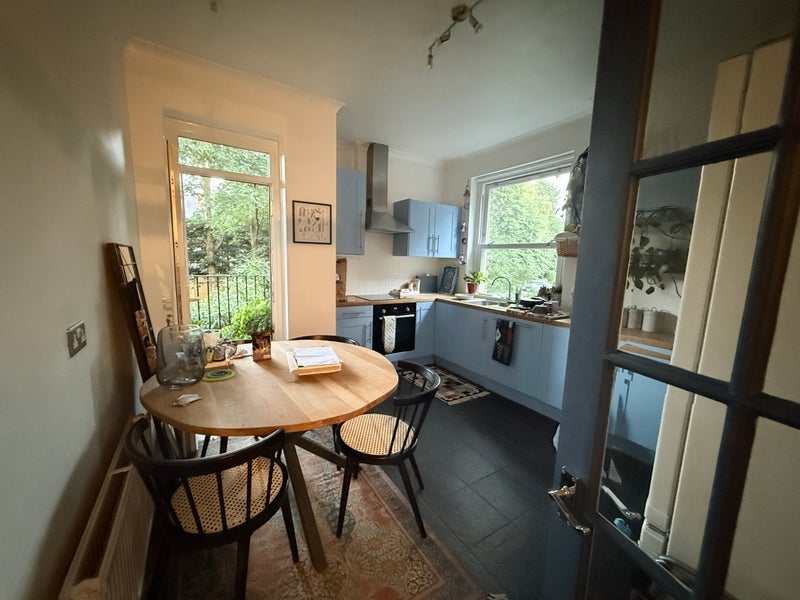 Flat Elms Crescent in Greater London