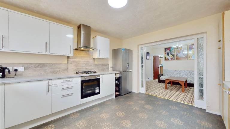 House Henley Road in Greater London