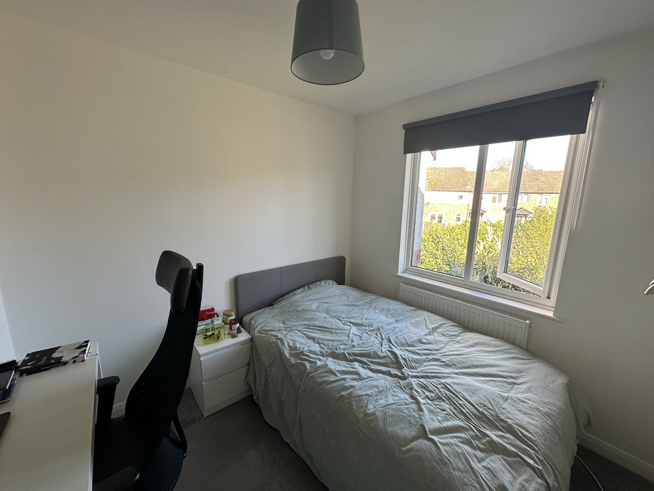 Room Heathfield in Basingstoke and Deane