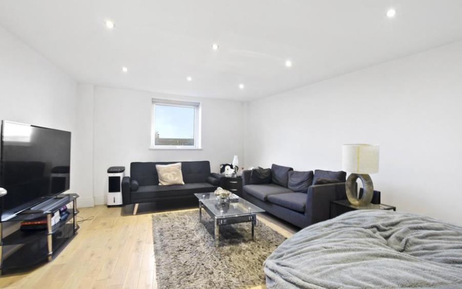 Flat Palgrave Gardens in City of Westminster