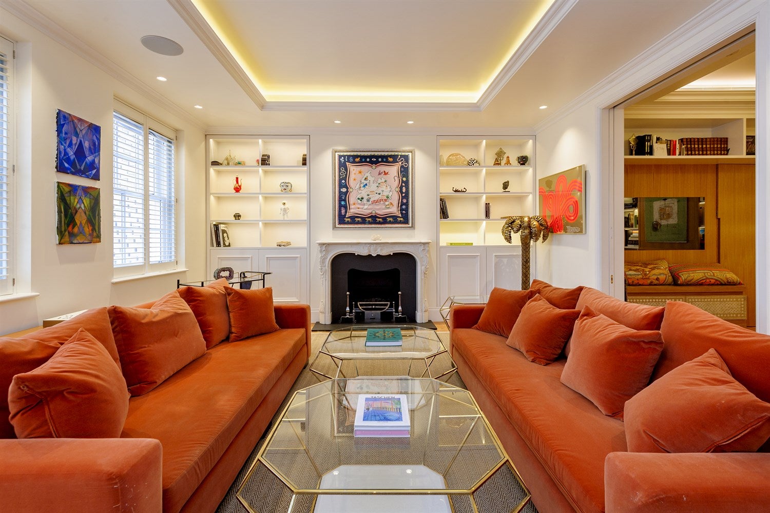 Flat Grosvenor Crescent Mews in City of Westminster