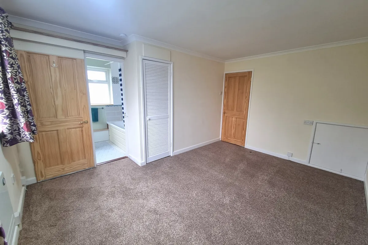 Flat Elson Lane in Gosport