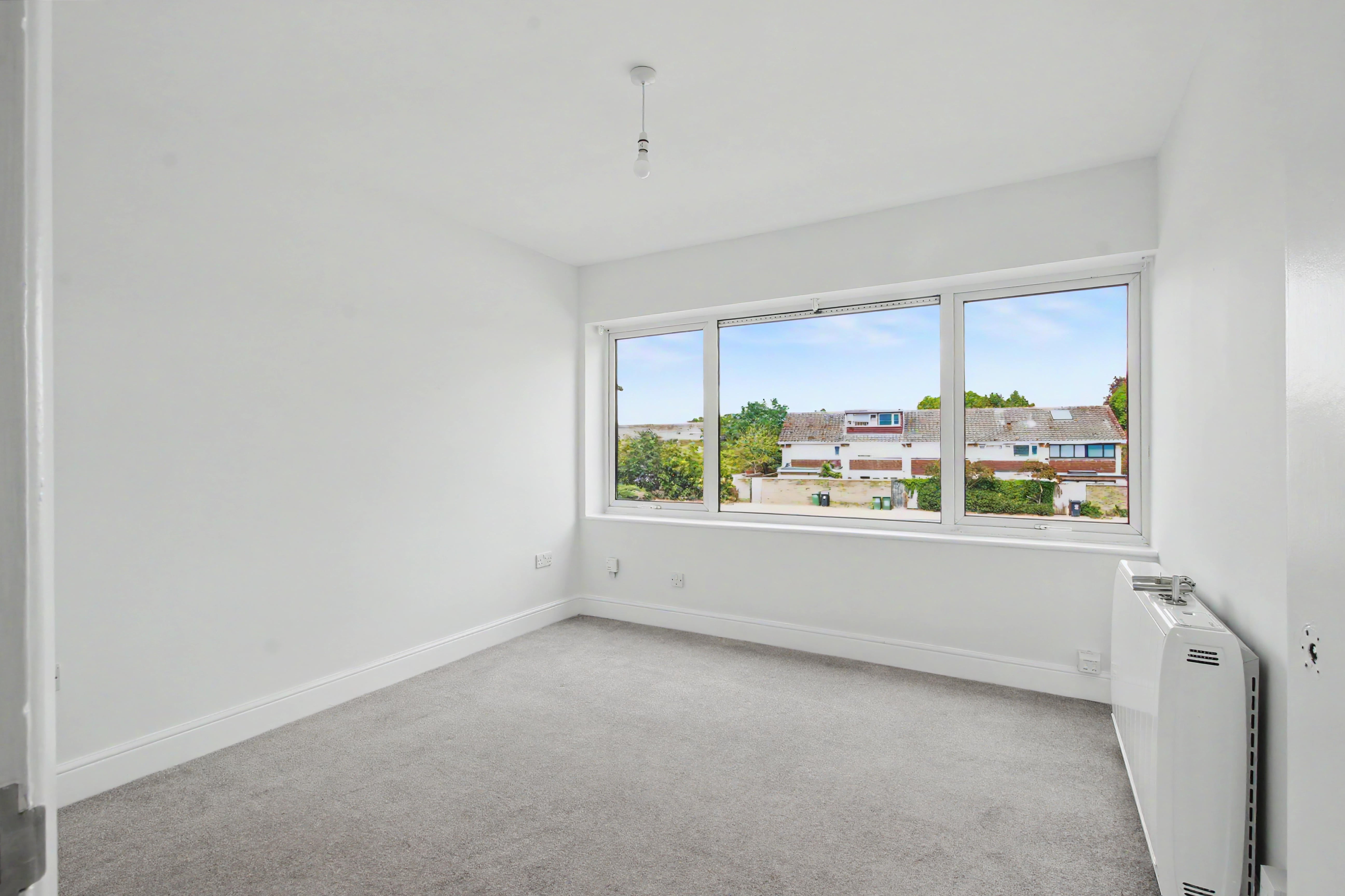 Flat Lavender Court in Elmbridge