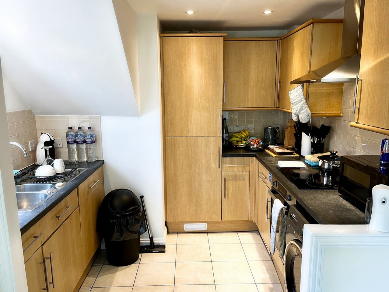 Flat Charlton Road in Greater London