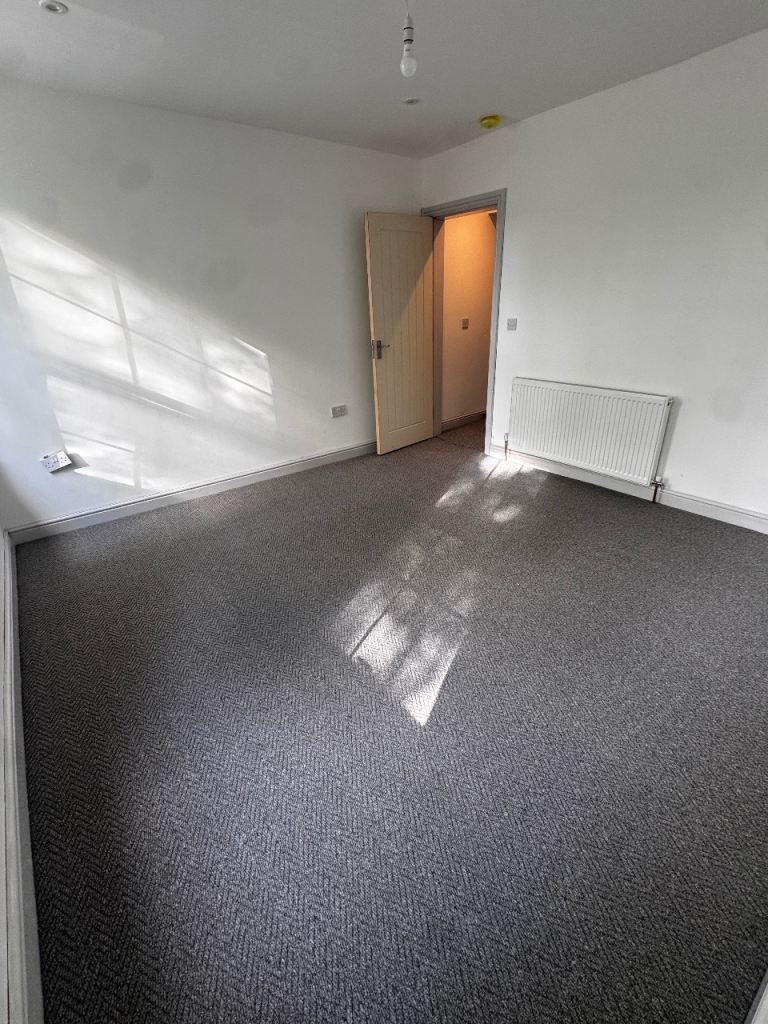 Flat Bradford Lane in Walsall