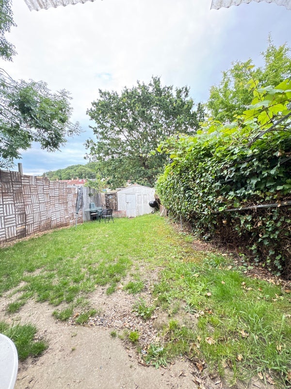 Room Wickham Lane in Greater London