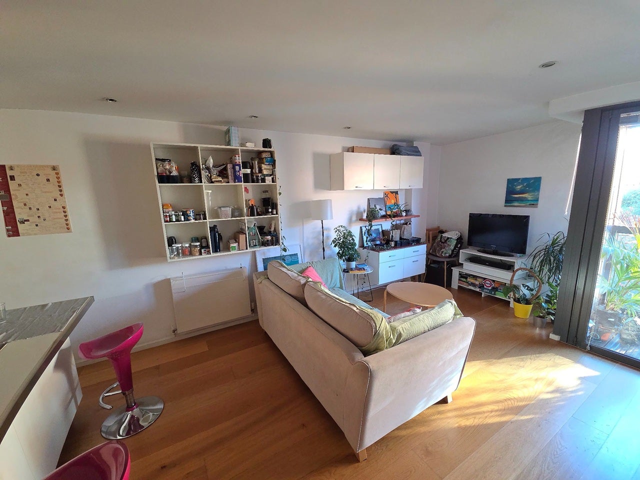 Flat Ecclesbourne Road in Greater London