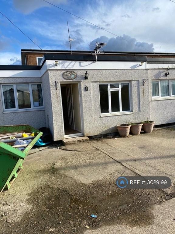 House Yew Way in Clacton-on-Sea