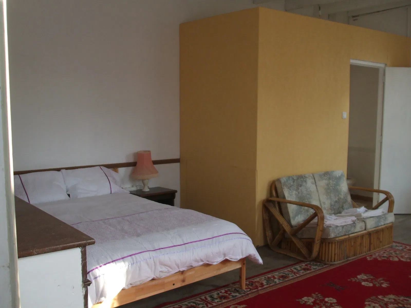 Room Impasse Victor Hugo in Doyet
