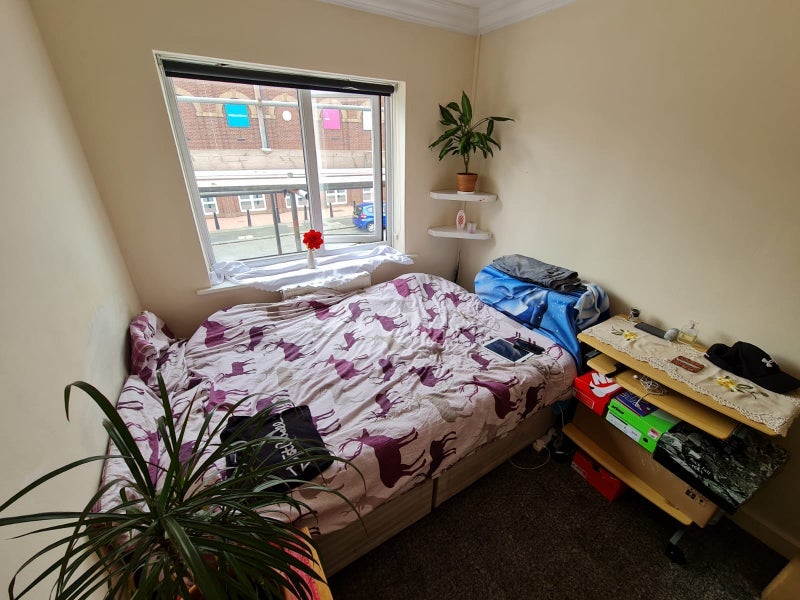 Room Briggs Road in Trafford