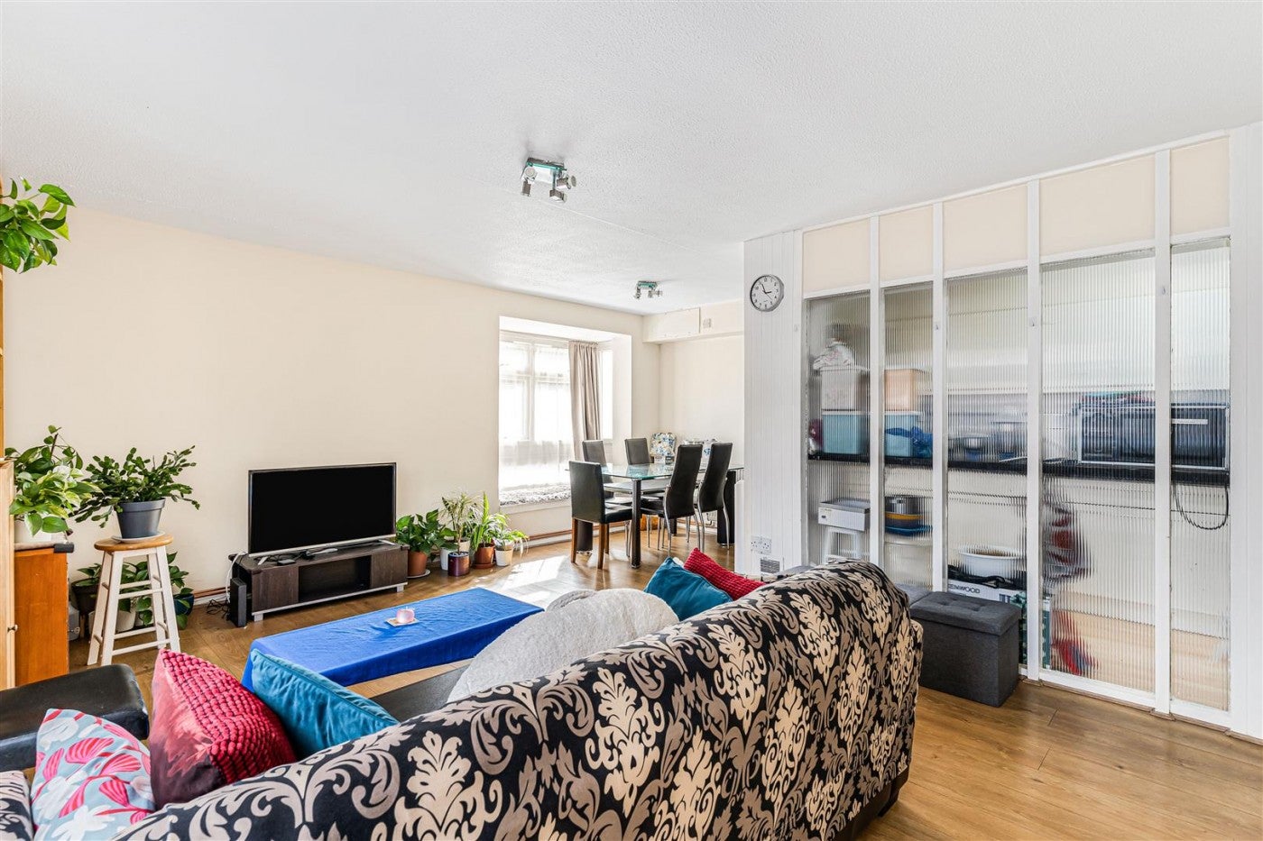 Flat Maresfield in Greater London