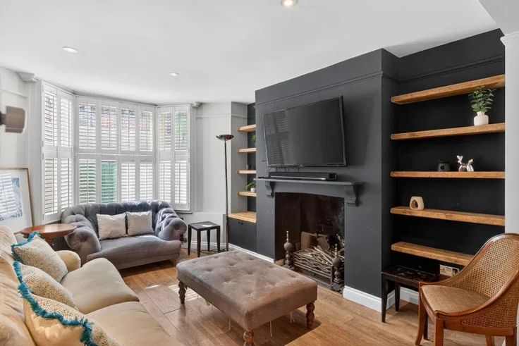 Flat Westbourne Road in Greater London