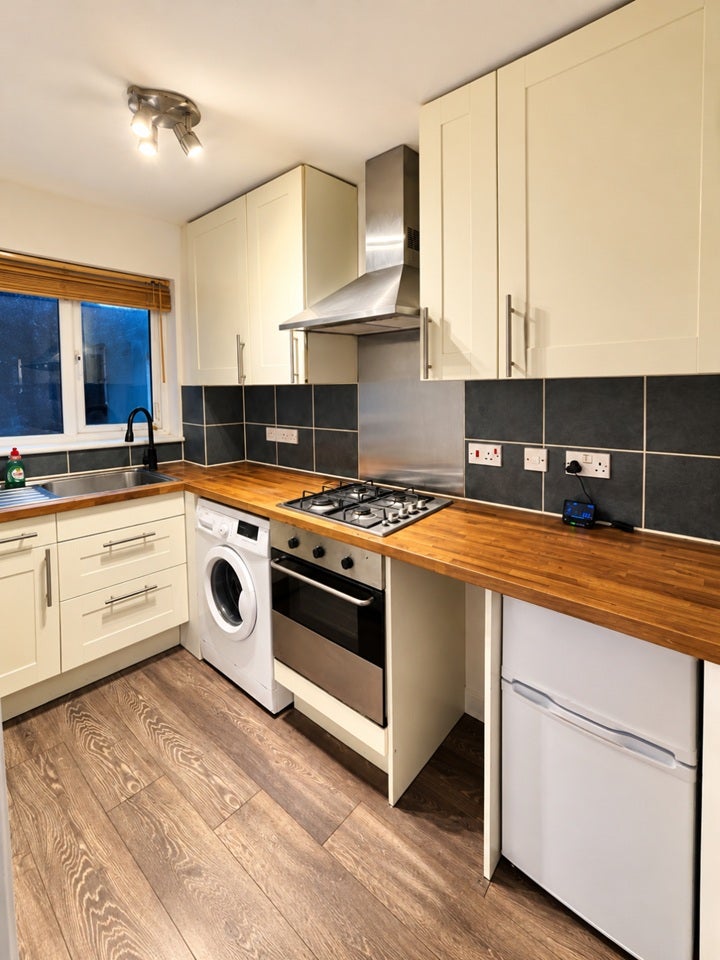 Flat Victoria Street in Slough