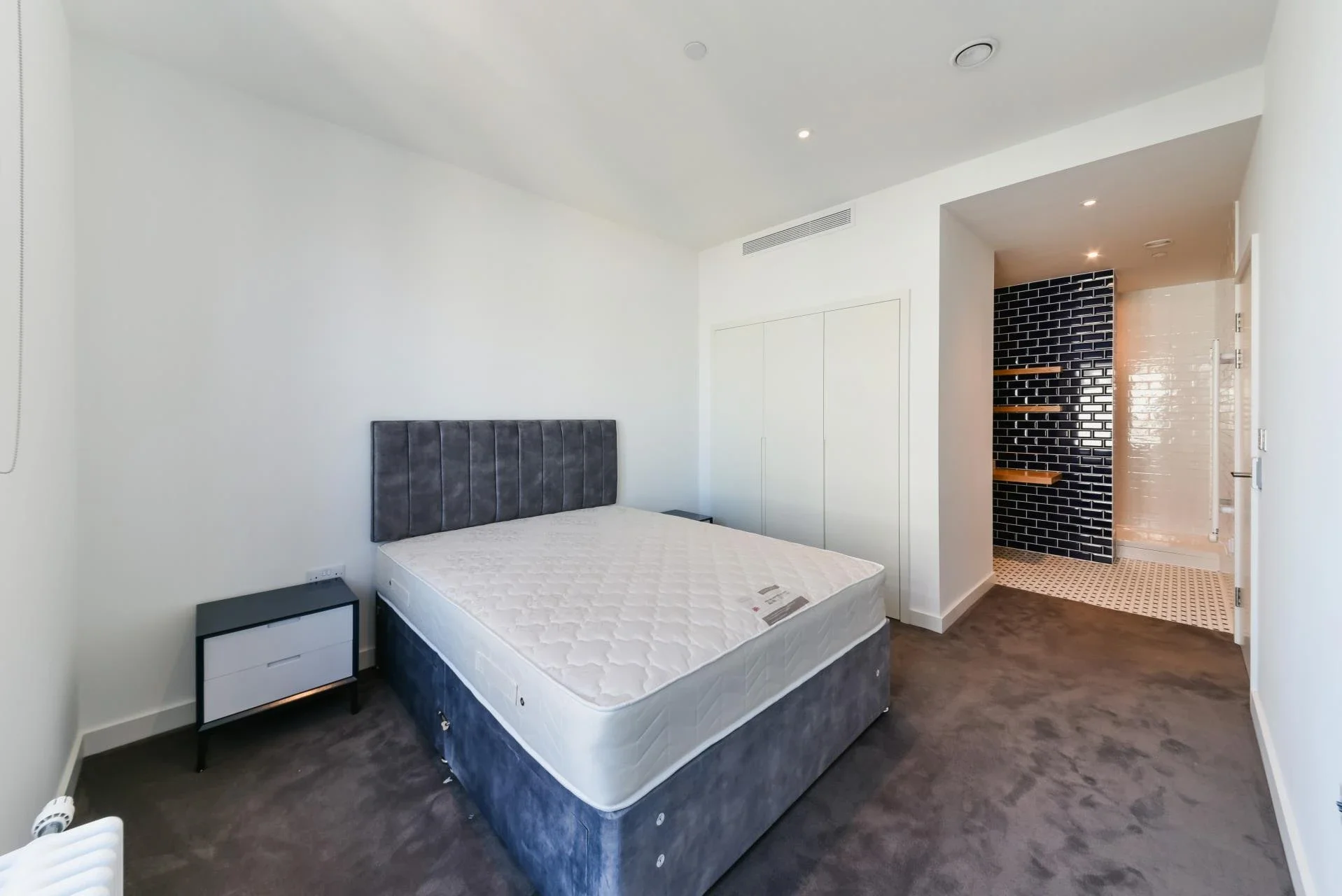 Flat Castle Slip in Greater London