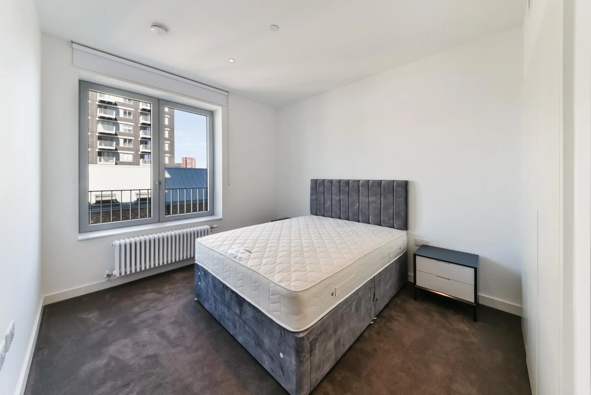 Flat Castle Slip in Greater London