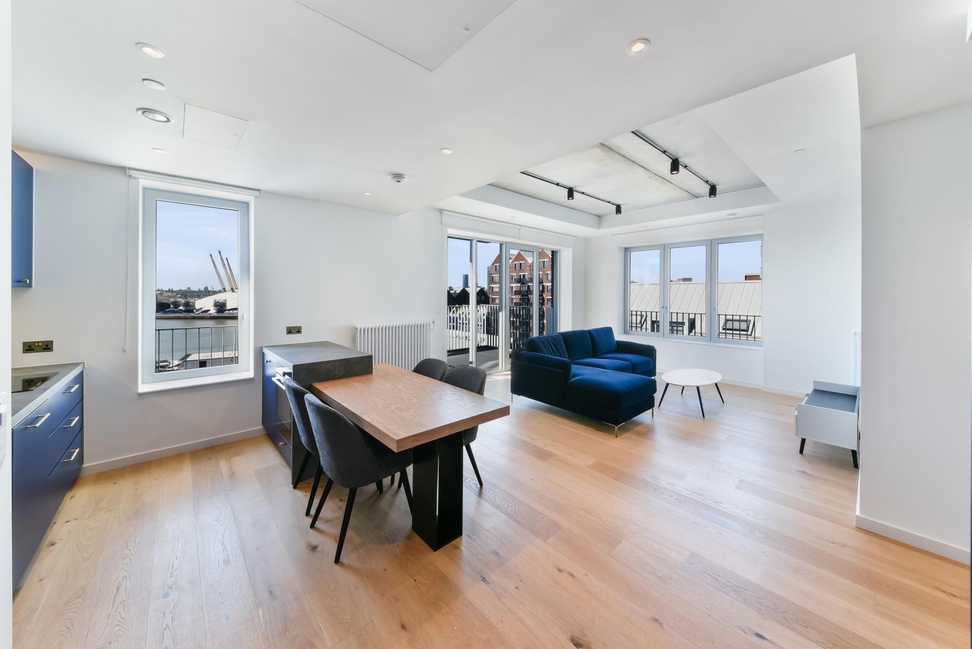 Flat Castle Slip in Greater London