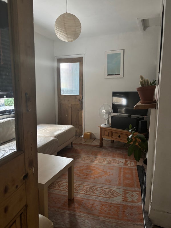 Room Danby Street in Greater London