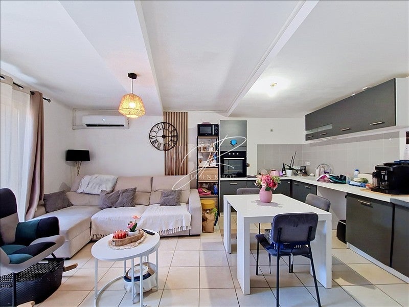 Appartement Rue Jean Clavel à Sallèles-d'Aude