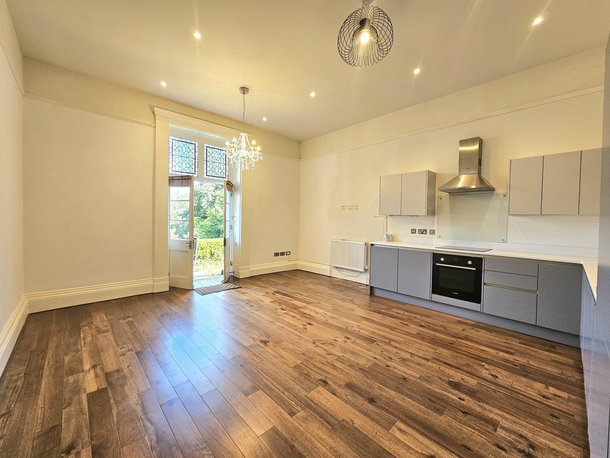 Flat Torwood Gardens Road in Torquay