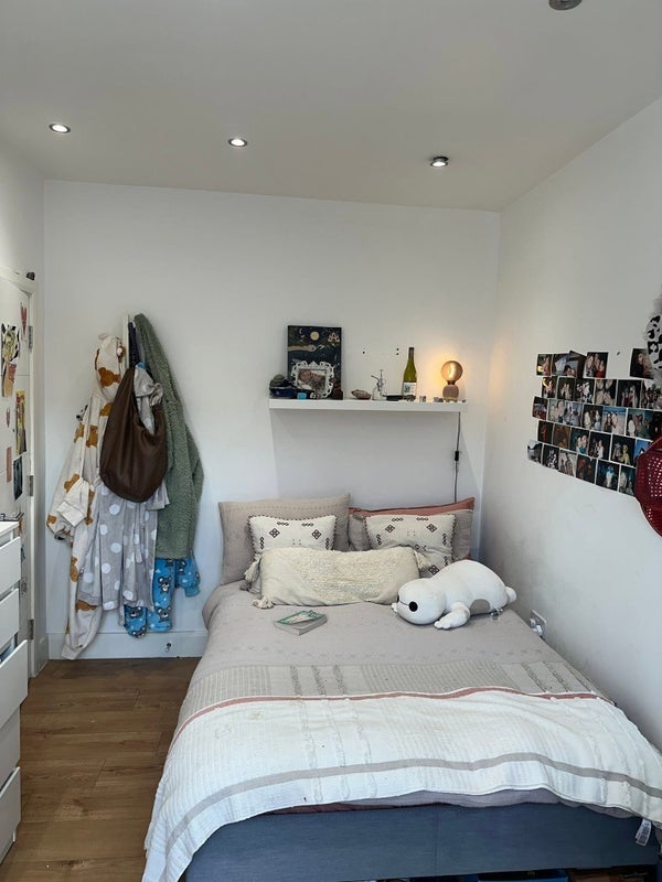 Room Boston Road in Greater London