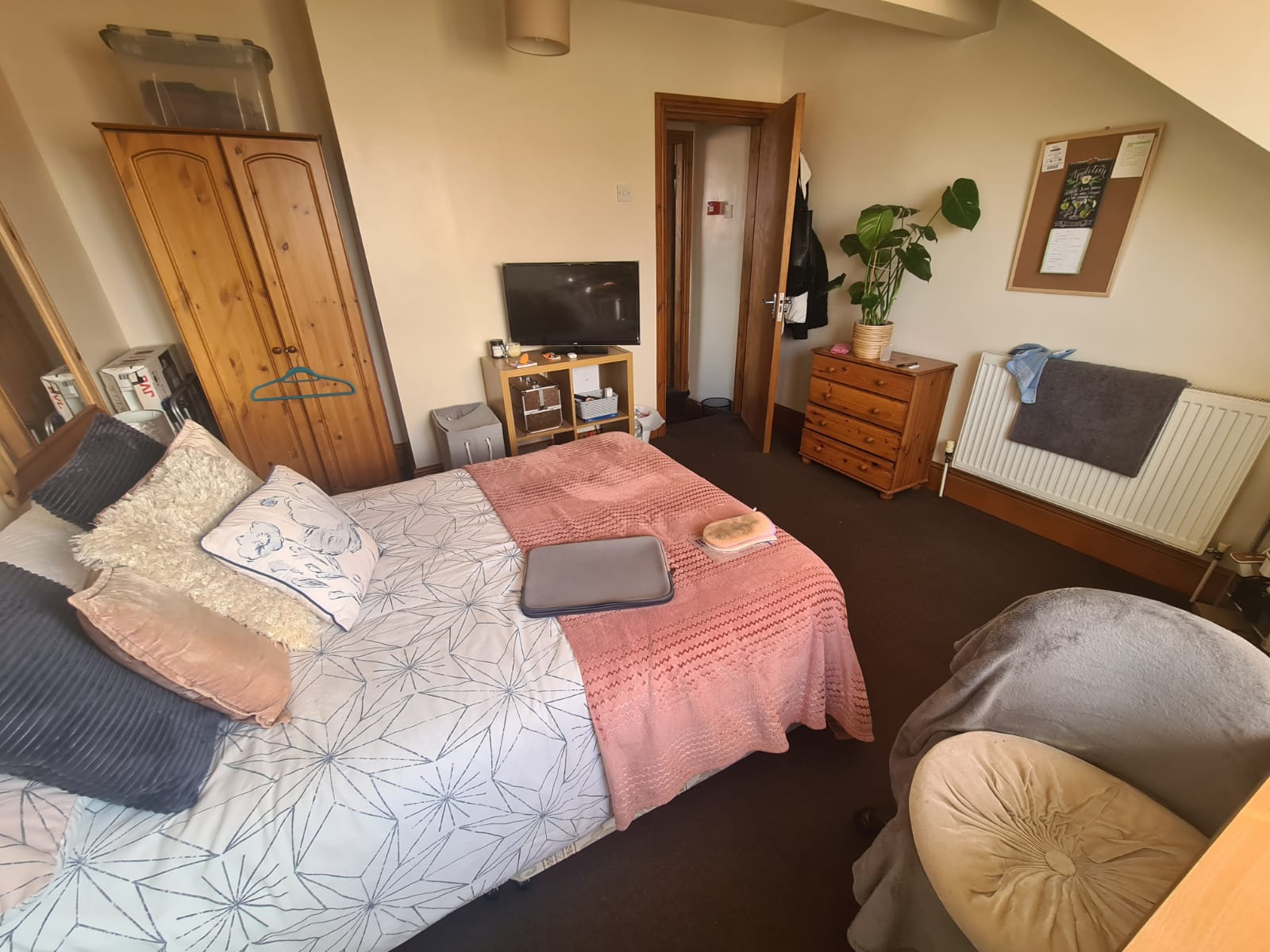 House Hessle Mount in Leeds