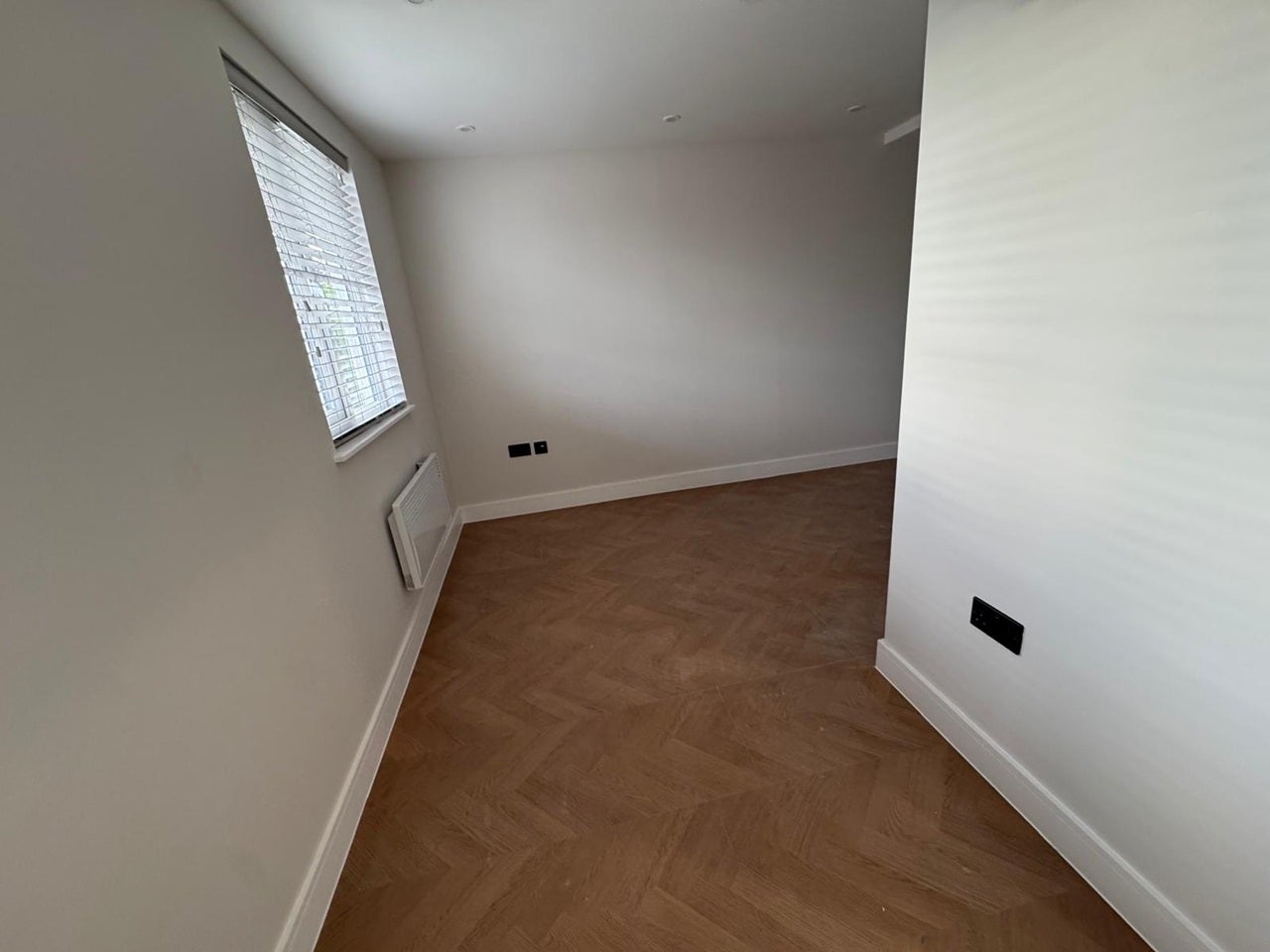 Room Albert Road in Greater London