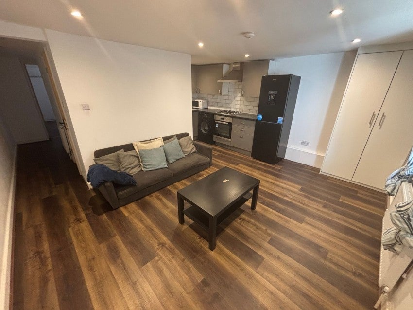 Flat George Street in Reading