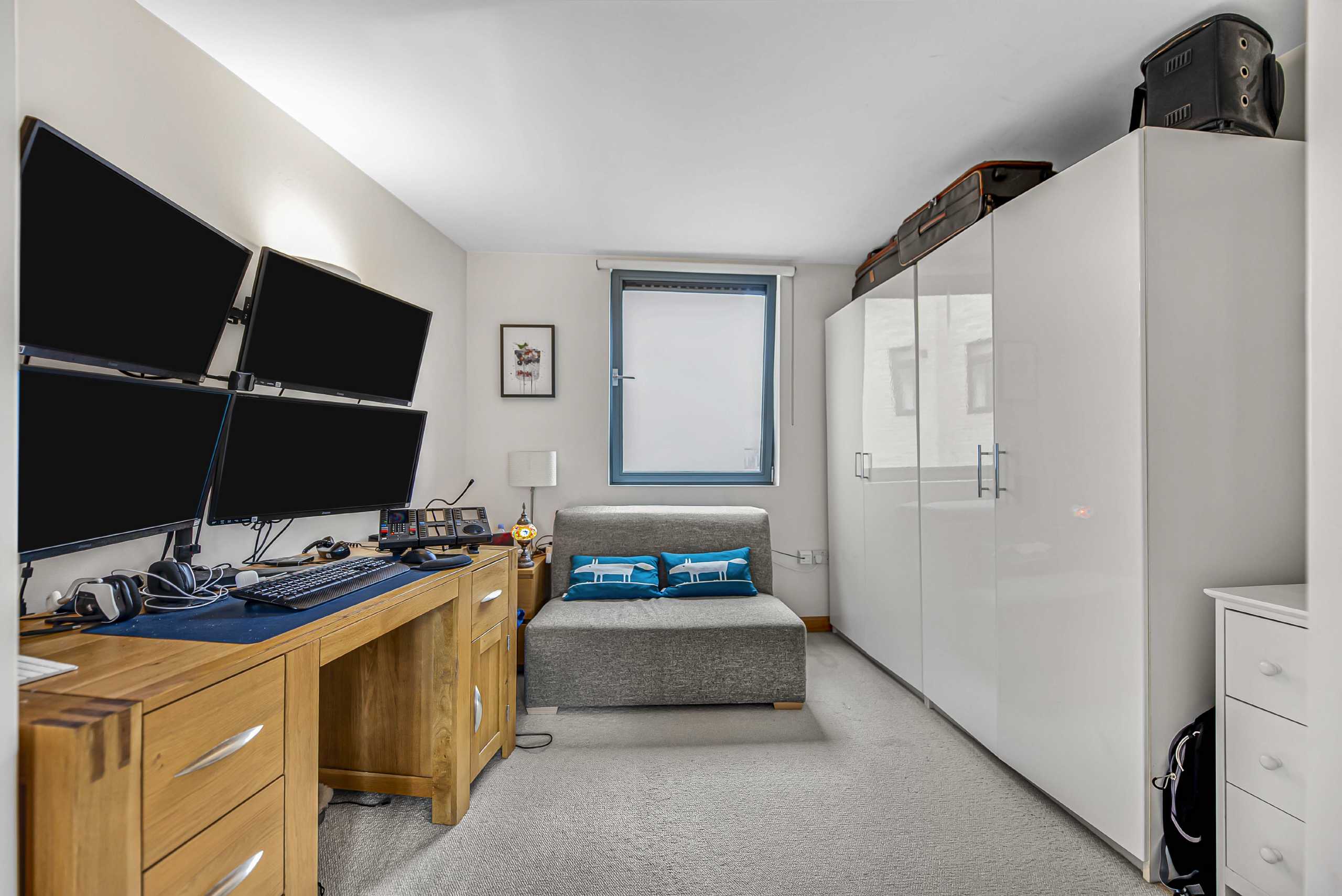 Flat Three Oak Lane in Greater London