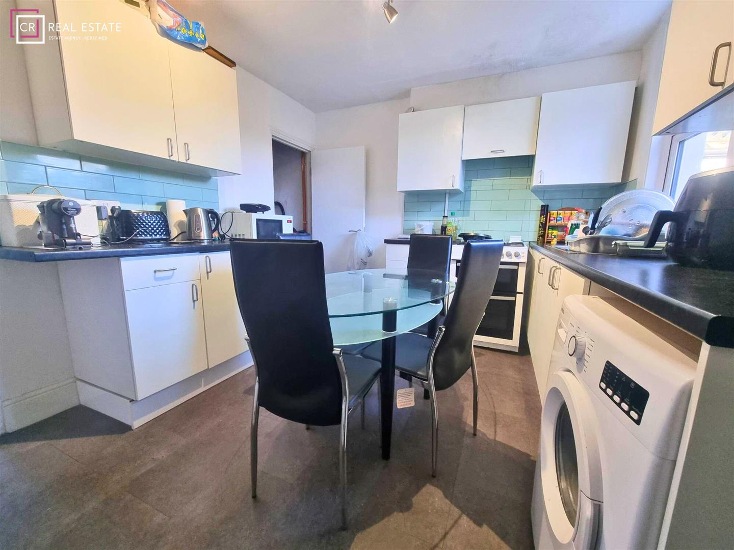 Flat Theodore Place in Gillingham
