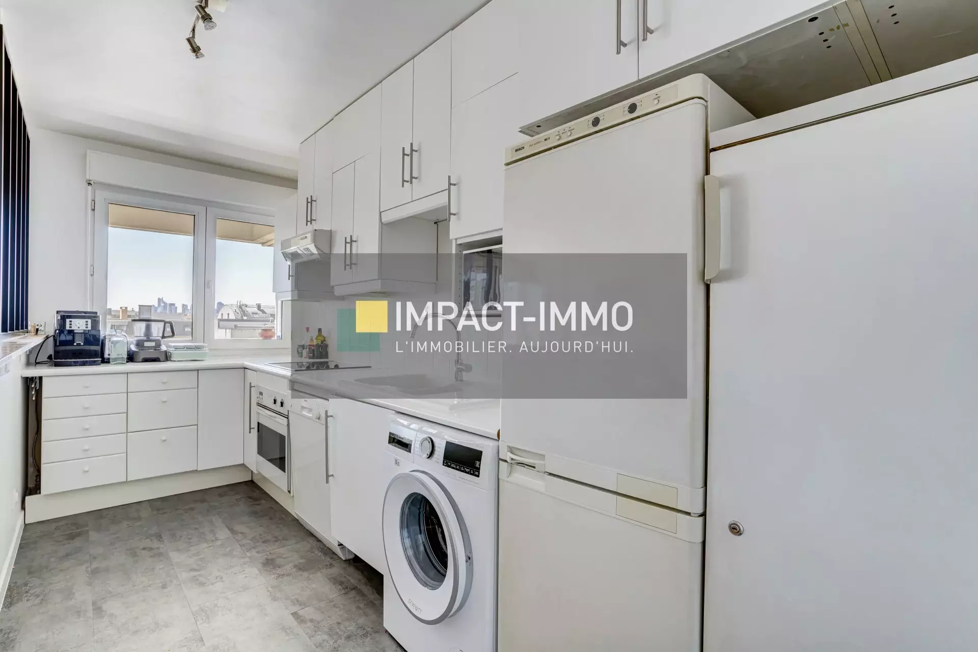 Flat Rue d'Alsace in Clichy